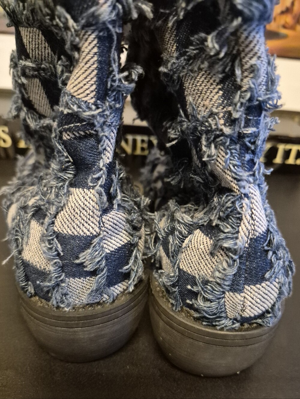 New Without Tags Blue Denim Fringe Boots W/Rhinestone Accents Size 9.5 - Picture 7 of 12